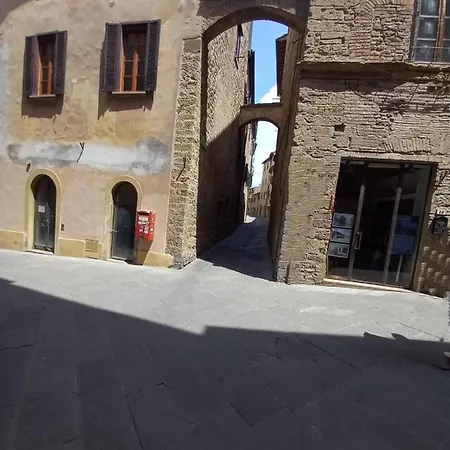 Numero 10 * Volterra